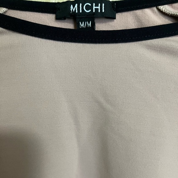 Michi Revolve Muave Black Mesh Long Sleeve Yoga Crop Top Size Medium - Picture 3 of 3